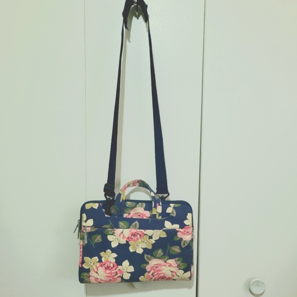 Bag to carry laptop, notebook, or computer. 13 inches. Fits most 13-13.3 laptops - Picture 10 of 12